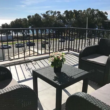 Aristos Sea View
